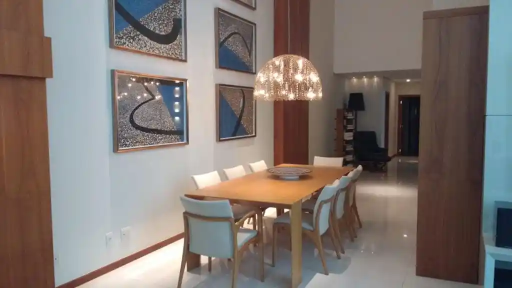 sala-de-jantar-moderna-lustre-design.webp